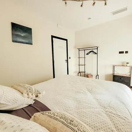 Au Bout De Mes Reves Bed & Breakfast 4*